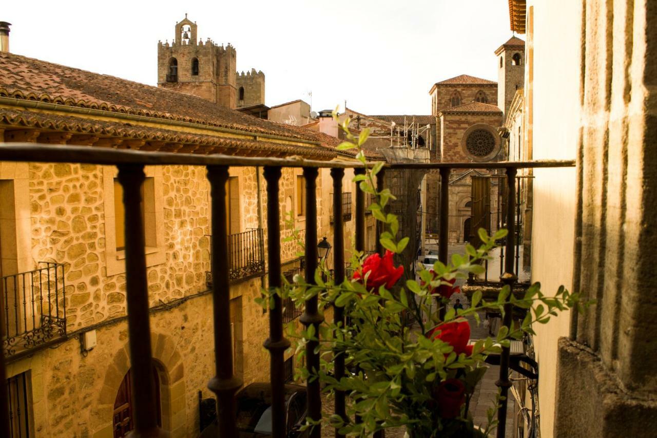 Alojamientos Victoria Siguenza Exterior photo