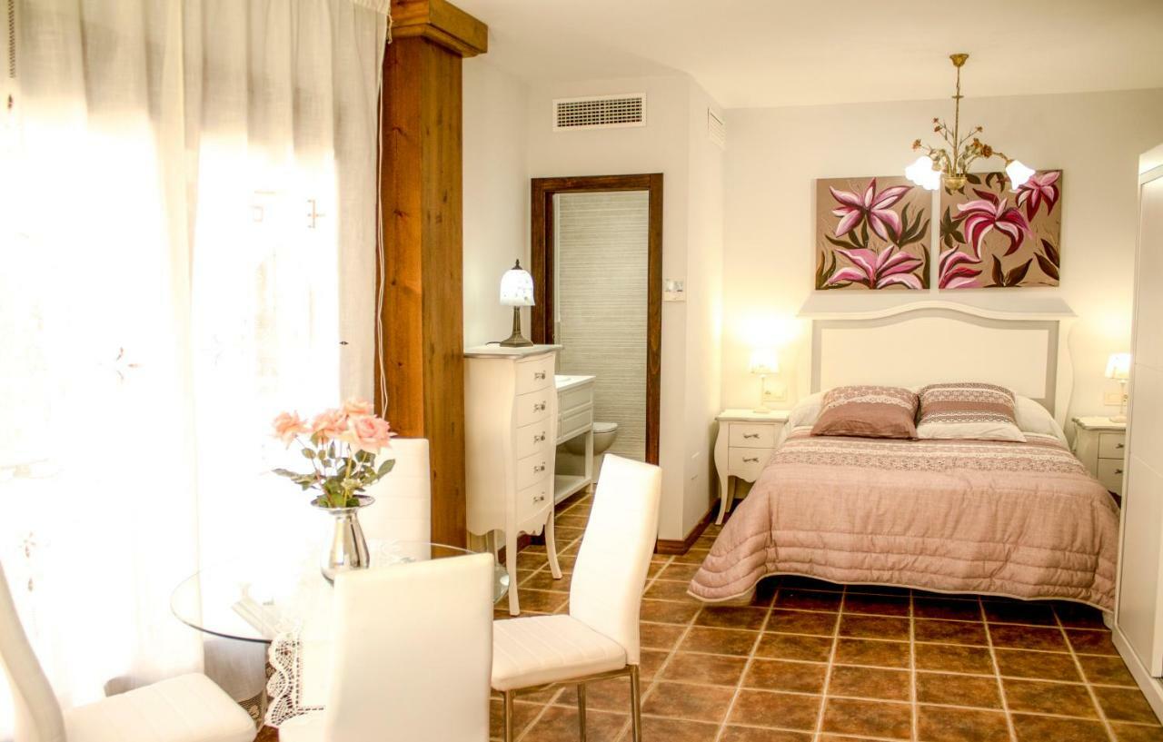 Alojamientos Victoria Siguenza Room photo
